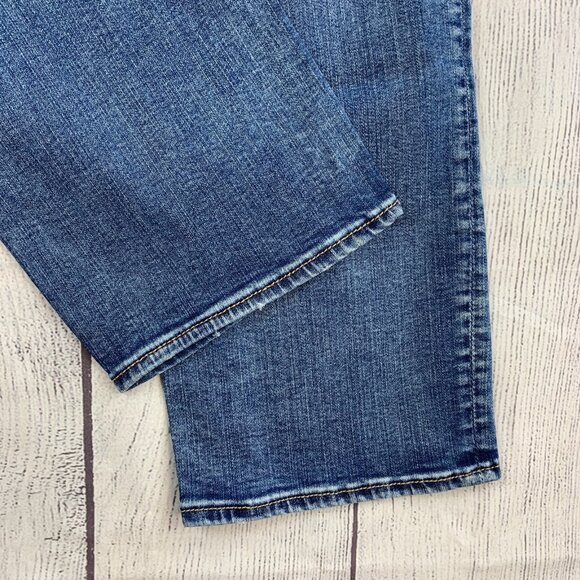 American Eagle Jeans 12 Straight Style Inseam 30.5" Distressed Knees Medium Wash - Picture 8 of 13
